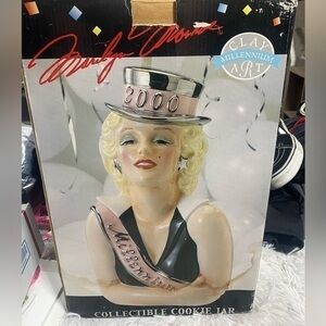 Clay art Marilyn Monroe Millennium cookie jar